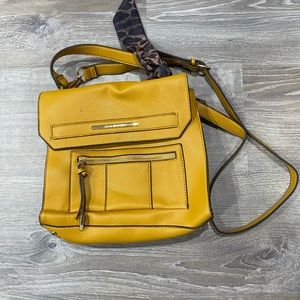 Steve Madden mustard purse